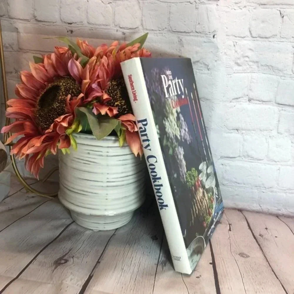 vtg 1972 SOUTHERN LIVING PARTY cookbook farmhouse country cottage retro kitschy